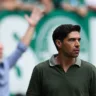 Abel Ferreira no duelo entre Palmeiras e Fluminense, no Allianz Parque (Foto: cesar Greco / Palmeiras) 